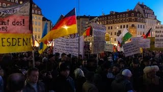 Pegidademo ungekürzt vom 2März2015 über 10000 Menschen demonstrieren friedlich in Dresden Teil1 [upl. by Mischa]