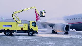 FlightAware  Deicing Delays [upl. by Slein]