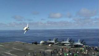 E2C Hawkeye 2000 doing ultra low pass on the USS Ronald Reagan [upl. by Mayhew]