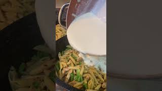 Chicken Alfredo food eating viralshort viralfood funny fyp shorts seafood [upl. by Tonya]