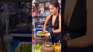 She Serve Delicious Som Tum in Pattaya Thai Street Food [upl. by Hicks]