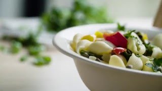 Pastasalade met  Salade aux pâtes avec Vandemoortele vinaigrette Thousand Islands [upl. by Aseek297]