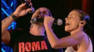 Eros Ramazzotti e Antonella Bucci  Amarti è limmenso per me Eros Roma Live [upl. by Arahsat]