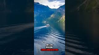 quotDescubre los Fiordos de Geiranger Naturaleza en su Máxima Expresiónquot shortvideo viralvideo [upl. by Jeno102]