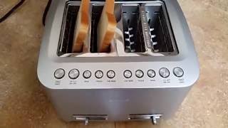 The Best 4 Slice Toaster Breville BTA840XL Review [upl. by Lesab]