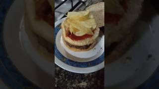 Hamburger con soffritto napoletano e patatine fritte fatte in casa [upl. by Adiaros214]