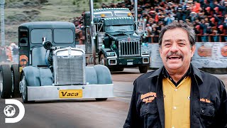 La primera carrera de quotTracto  Camionesquot de Martín Vaca  Mexicánicos  Discovery Latinoamérica [upl. by Noterb]