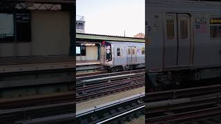 R160 M Train arriving at Hewes St mta train r160 mtrain shorts [upl. by Katsuyama]