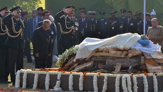 President Mukherjee attends the Cremation Ceremony of late Shri I K Gujral former PM of India [upl. by Jelene34]