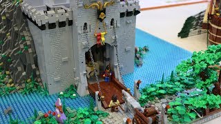 LEGO Ritterburg auf dem Berg mit vielen Details [upl. by Amairam558]