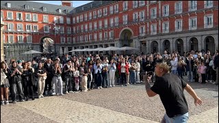 Cómico wizard macarty en Madrid plaza mayor [upl. by Raquela]