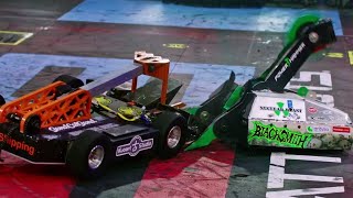 Free Shipping vs Blacksmith  Battlebots S06E01  Bots Fan [upl. by Murielle]