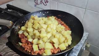 como preparar PAPAS CON LONGANIZA a la saku deliciosa y jugoza receta para chuparse los dedos [upl. by Reid]