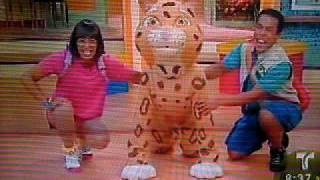 GO DIEGO GO LIVE Telemundo Performance [upl. by Emelda]