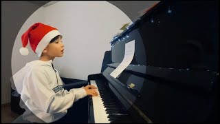 Stille Nacht Silent Night  piano amp singing by Paz Louis  9 years [upl. by Ardnoyek79]