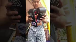 Fairtex bgv9 gloves unboxing 14oz [upl. by Ytoc885]