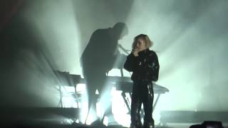 Lykke Li  Little bit  Live  Primavera Festival Hamburg  062018 [upl. by Lavena300]