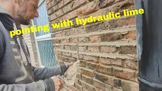 re pointing with hydraulic lime how to video [upl. by Bing]