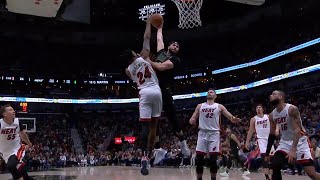 Larry Nance Jr POSTERIZES Haywood Highsmith  PelicansHeat Highlights 22324 [upl. by Sola]