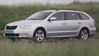 Skoda Superb buyers review [upl. by Otrebogir791]