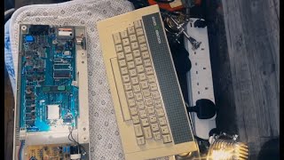 Acorn Electron Pt 1 Unboxing amp Brief Inspection [upl. by Gnehs974]