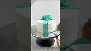 Simple and easy Cake decorations tutorial for beginnerscake shortsfeed ytshorts shorts trending [upl. by Nerrol]