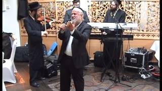 Chazan Lider singing Tiher Rabbi Yishmoel [upl. by Clive]