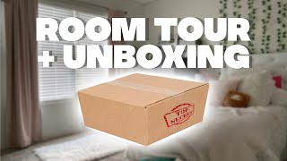 100K PLAY BUTTON UNBOXING  ROOM TOUR [upl. by Edmanda230]