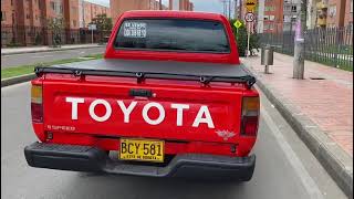 Toyota Hilux modelo 1993 [upl. by Philender519]