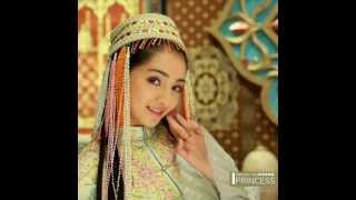 Vicky 麥迪娜·買買提 Uyghur girl [upl. by Evilo876]