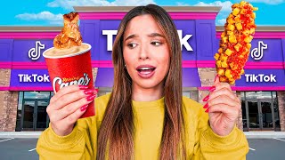 24 horas comiendo COMIDA VIRAL de TIKTOK en ESTADOS UNIDOS   Laura Mejia [upl. by Nylime240]