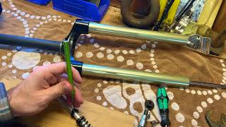 Suntour Raidon Mountain Bike Fork Travel Adjustment [upl. by Hilbert]