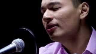 Stay I Missed You by Lisa Loeb  Cover by Rendy Pandugo Live at CU [upl. by Oirelav]