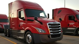 2018 FREIGHTLINER CASCADIA REVIEW AN TOUR [upl. by Adlev484]