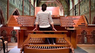 JS BACH  Pedal Exercitium BWV 598 AnneIsabelle de Parcevaux organ [upl. by Chiaki]