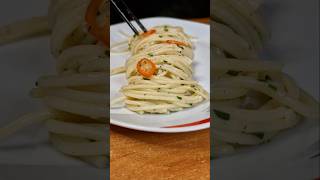 The Easiest Italian Pasta Dish Classic Aglio Olio e Peperoncino food cooking [upl. by Suertemed]