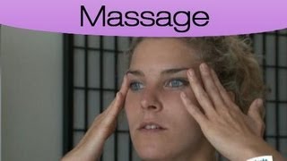 Bien réaliser un massage relaxant du visage [upl. by Sells776]