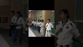 taekwondo Patada alta de filo o yopchagui [upl. by Werdnael814]