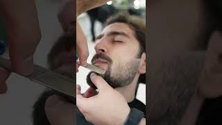 Как оформить бороду  фейд  борода  fade  beard barber barbershop обучениемужскимстрижкам [upl. by Schaeffer]