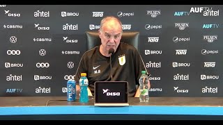 MARCELO BIELSA CONFERENCIA EN VIVO [upl. by Mellicent939]