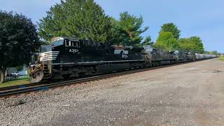 Norfolk Southern Manifest 11K 5 Units 4 Leading And 1 DPU Hummelstown Pa [upl. by Haroved]