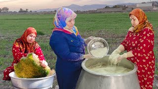 Traditional Nomadic Cooking  Azar Prepares Samanou in the New Rural Home [upl. by Bonacci]