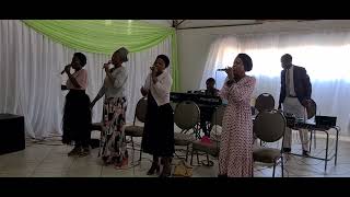 kuyophakamaworship ¦ Livangeli Ngembuso [upl. by Asilahs]