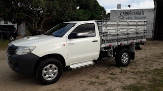 Carroceria de Hilux Branca [upl. by Aneez276]