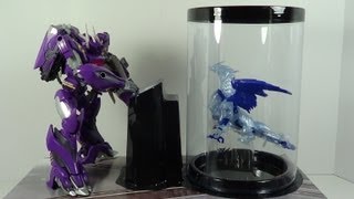 Transformers SDCC 2013 Exclusive Shockwave and Predaking Beast Hunters Figure Review [upl. by Zachar726]