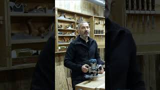 Cest quoi ce trou dans le guide de la défonceuse  bricolage woodworking menuiserie defonceuse [upl. by Anirazc595]