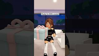 MOM STOLE MY CHRISTMAS PRESENT😲robloxshorts berryave roblox [upl. by Aidualc546]