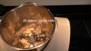 Schneller Pizzateig aus dem Thermomix TM31 TM5 [upl. by Proud]