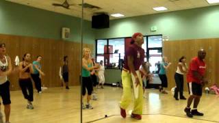 ZUMBA CON AGUSTIN WARM UP RABIOSAMPG [upl. by Imik]