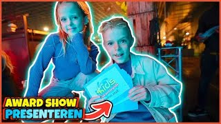 LUAN PRESENTEERT VOOR 1E KEER AWARD SHOW  OPTREDEN  Vakantiebeurs 2024  Bellinga Vlog 3073 [upl. by Gizela446]